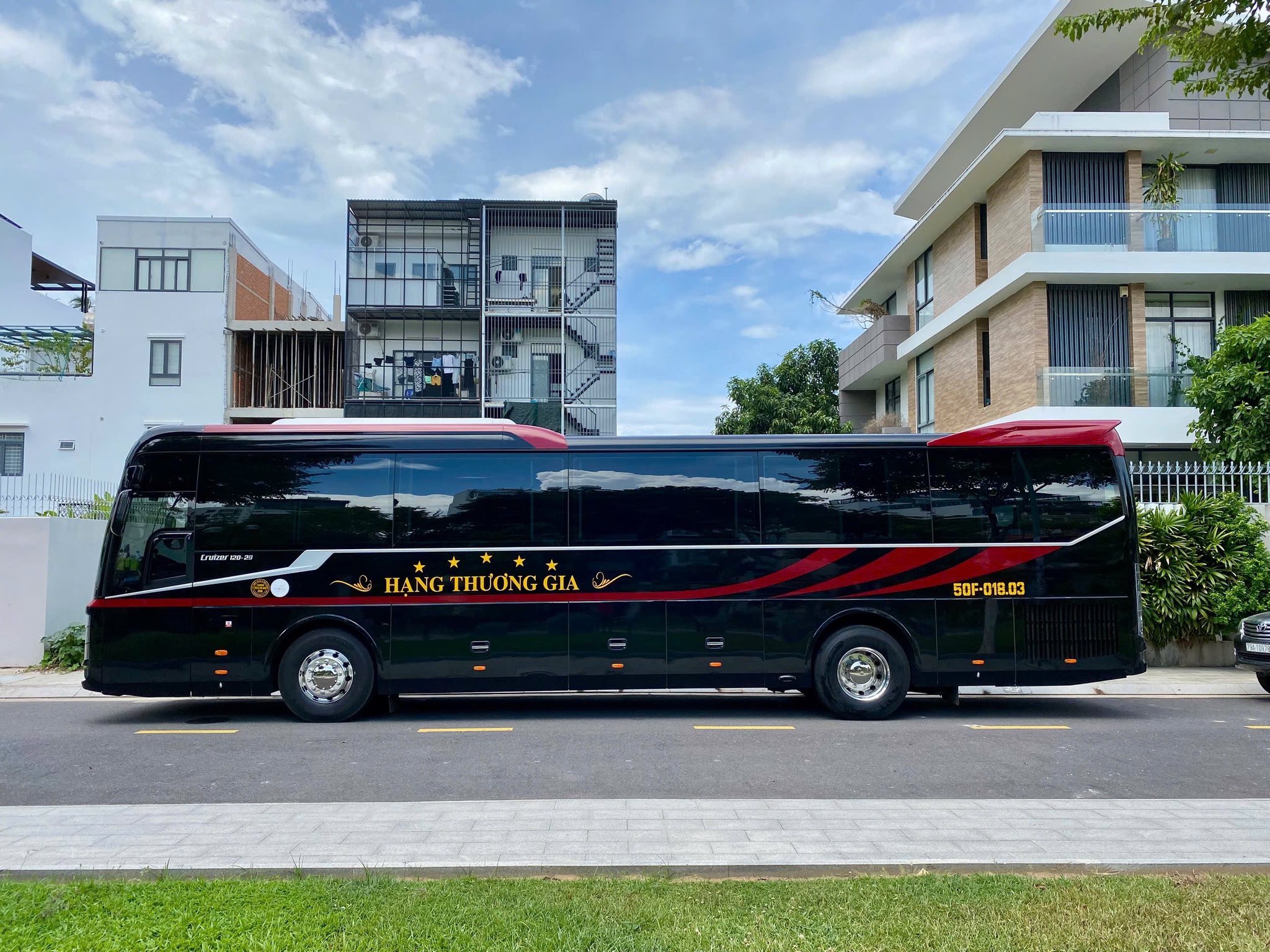 Tin tức 50 Xe Đà Lạt – Phan Thiết phòng đôi limousine VIP
