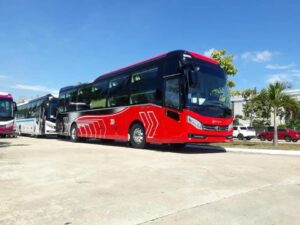 Xe limousine Hà Nội Đà Nẵng Venus